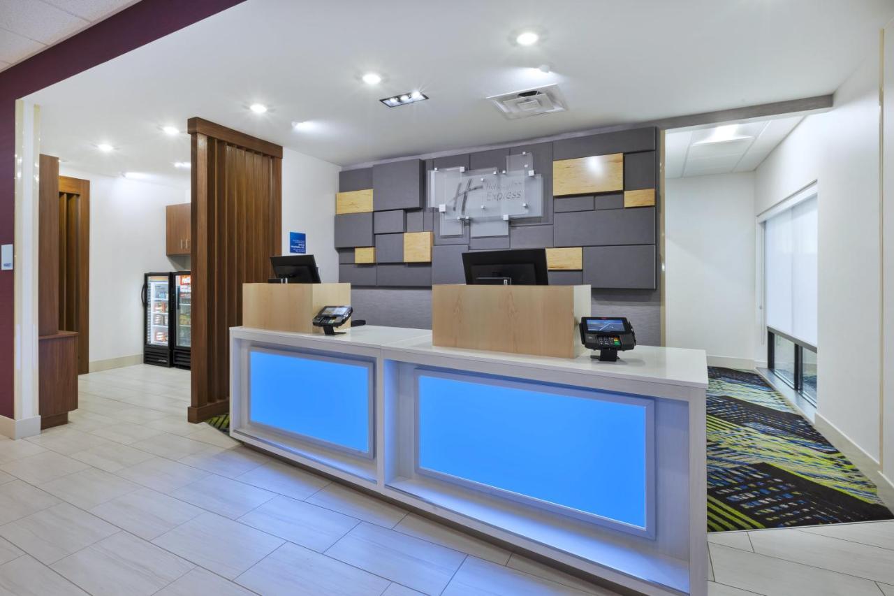 Holiday Inn Express & Suites - Painesville - Concord By Ihg Eksteriør bilde