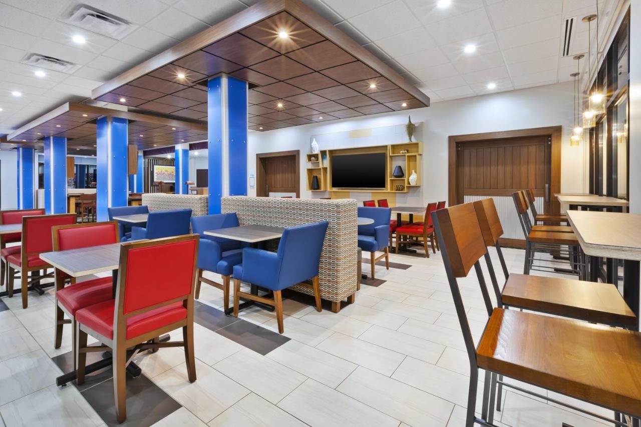 Holiday Inn Express & Suites - Painesville - Concord By Ihg Eksteriør bilde