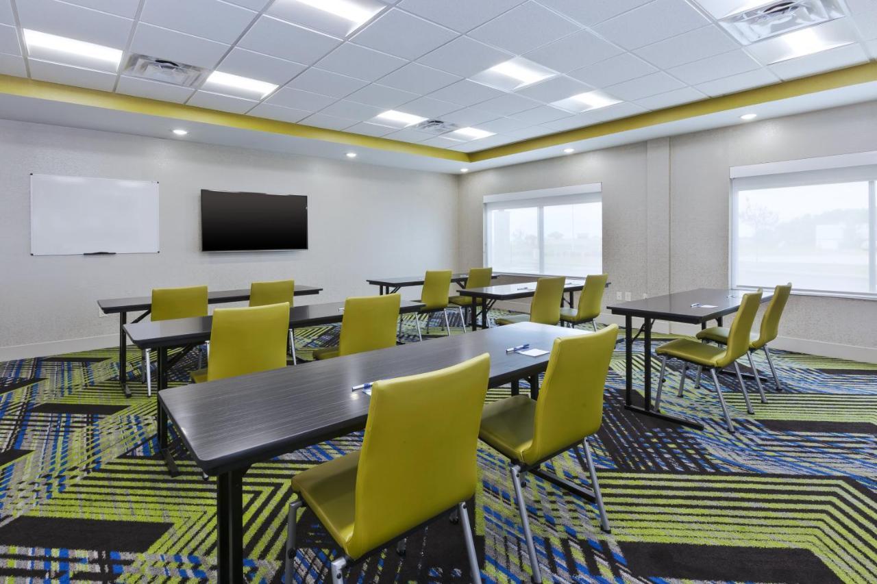 Holiday Inn Express & Suites - Painesville - Concord By Ihg Eksteriør bilde