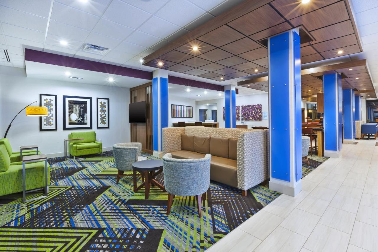 Holiday Inn Express & Suites - Painesville - Concord By Ihg Eksteriør bilde