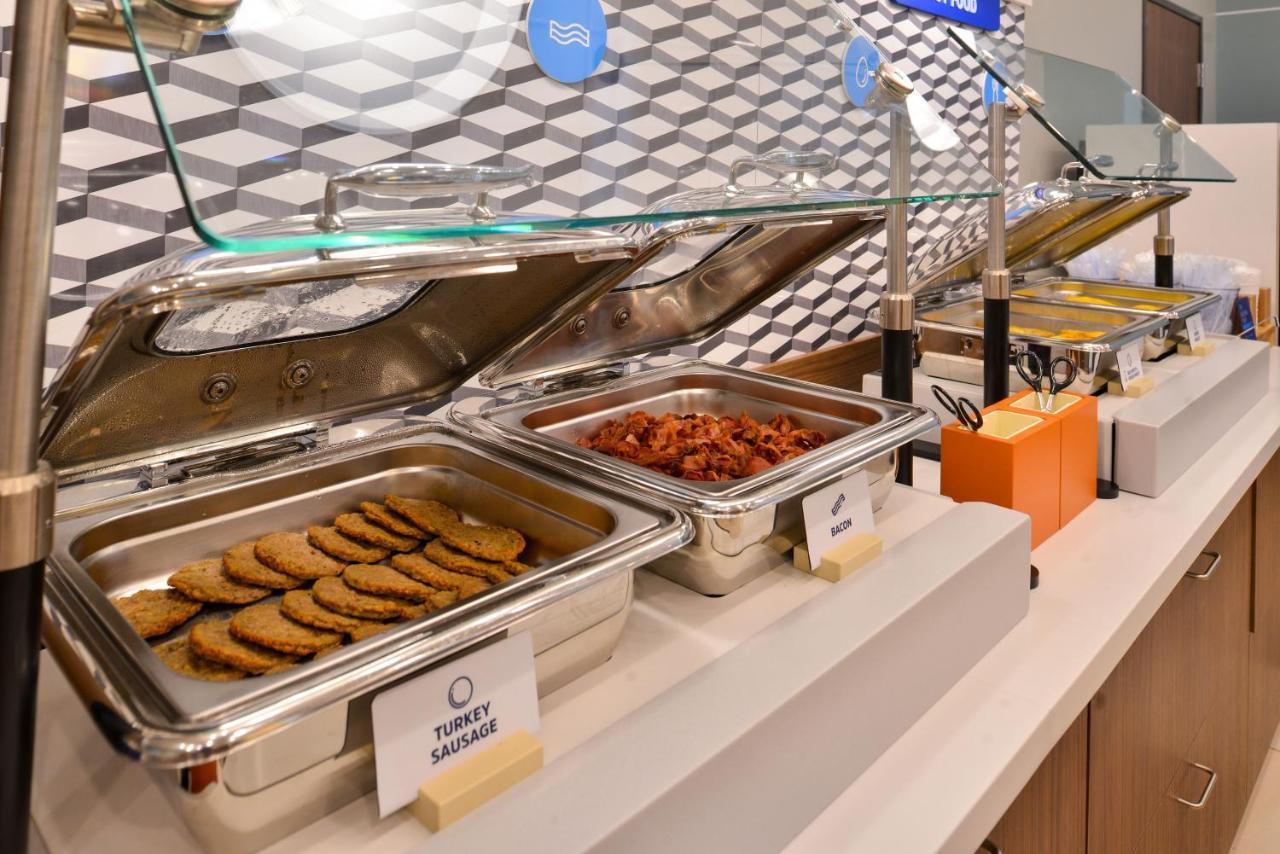 Holiday Inn Express & Suites - Painesville - Concord By Ihg Eksteriør bilde