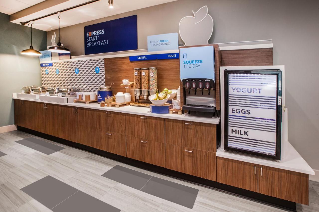 Holiday Inn Express & Suites - Painesville - Concord By Ihg Eksteriør bilde